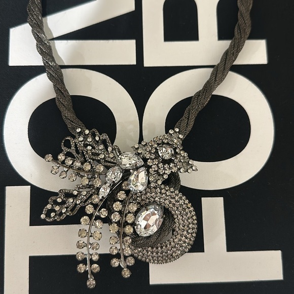 Cache statement necklace - Picture 4 of 15